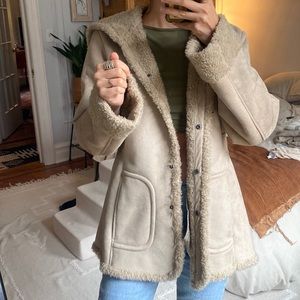 VTG Jones New York Sherpa Coat